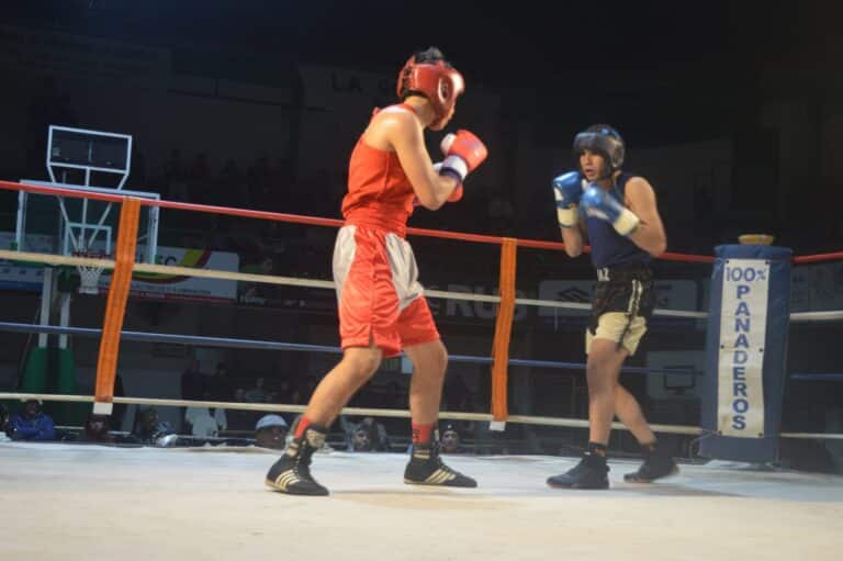 Concordia vuelve a vivir una gran noche de boxeo amateur con once peleas en el Club Estudiantes
